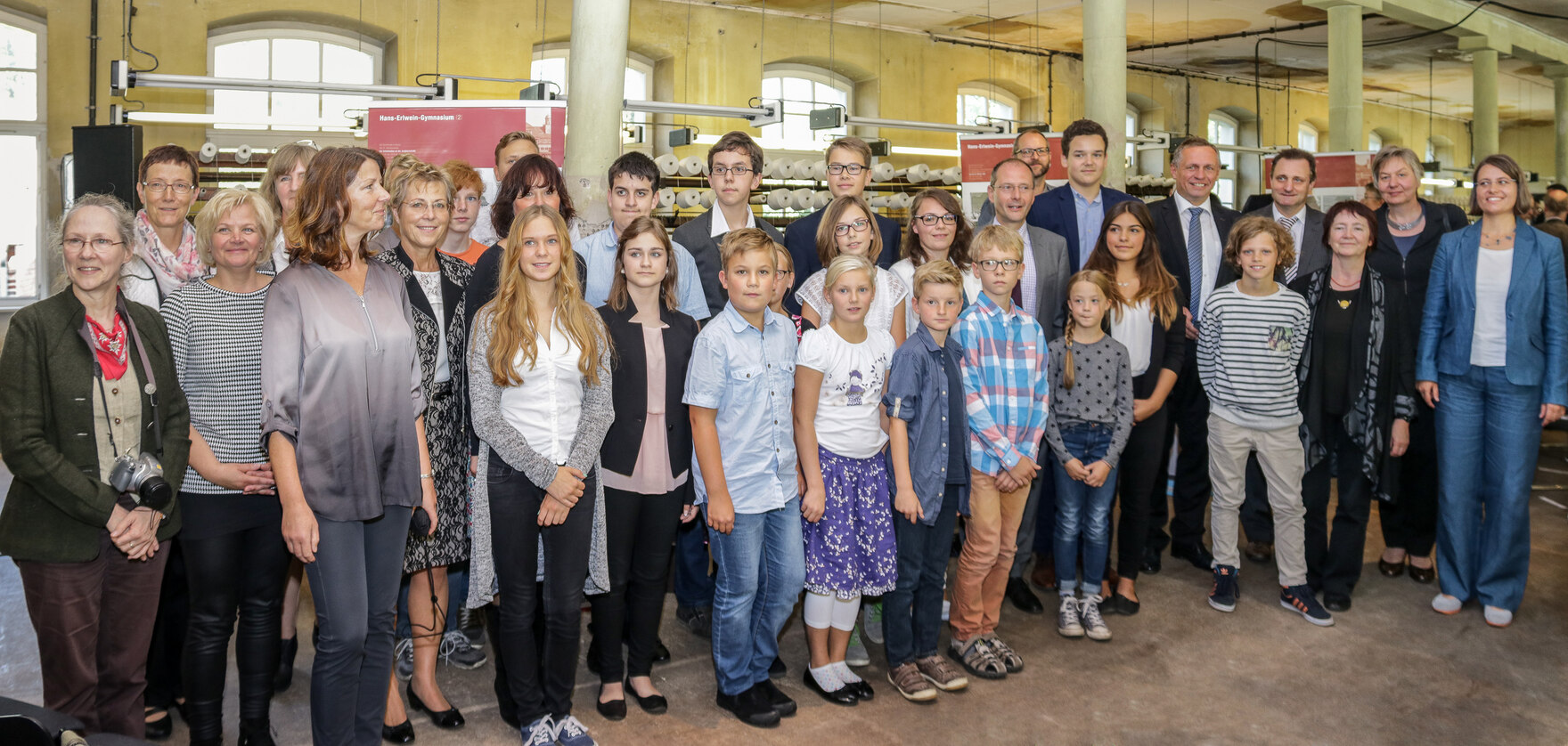 Preisträger des 4. Sächsischen Kinder- und Jugenddenkmalpreises: Grundschule Oberlößnitz, Oberschule Trebsen und Hans-Erlwein-Gymnasium Dresden in Tuchfabrik Gebr. Pfau in Crimmitschau, 2015 