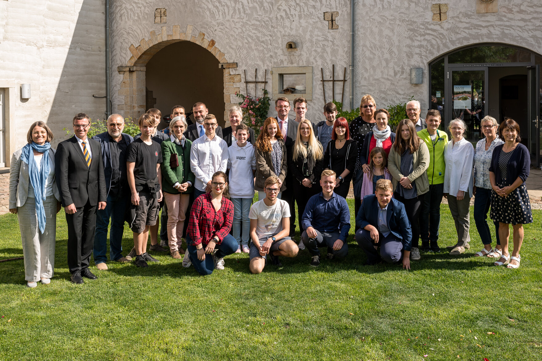 Preisträger des 7. Sächsischen Kinder- und Jugenddenkmalpreises: 1. Grundschule Großenhain, Friedensschule Plauen und Georgius-Agricola Gymnasium Glauchau im Rittergut Limbach Wilsdruff, 2018 